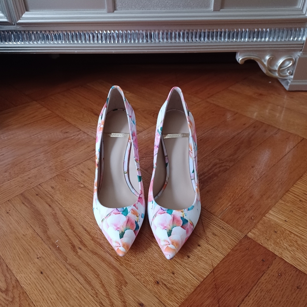 Marciano Floral Women's Pumps